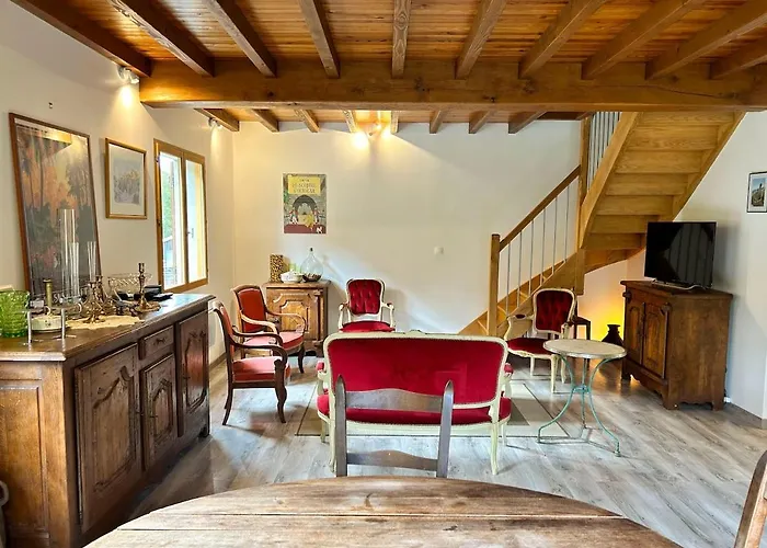 Grande Maison Dans La Nature * Le Port