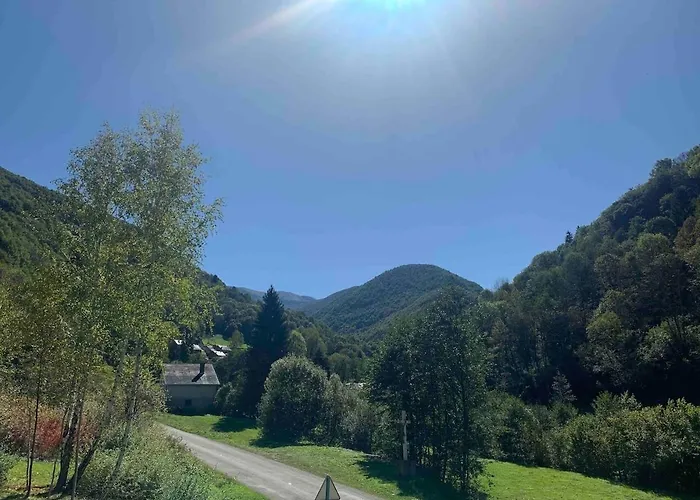 Grande Maison Dans La Nature 度假居 *