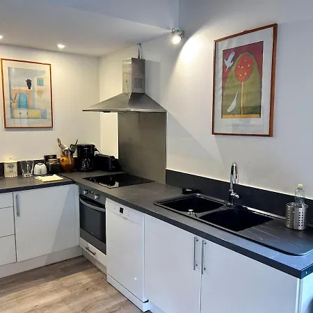 Grande Maison Dans La Nature * Le Port