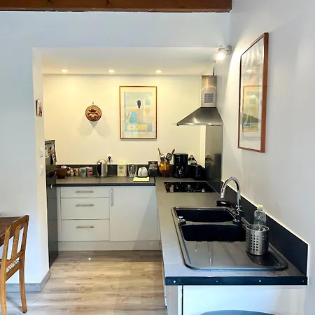 Grande Maison Dans La Nature *