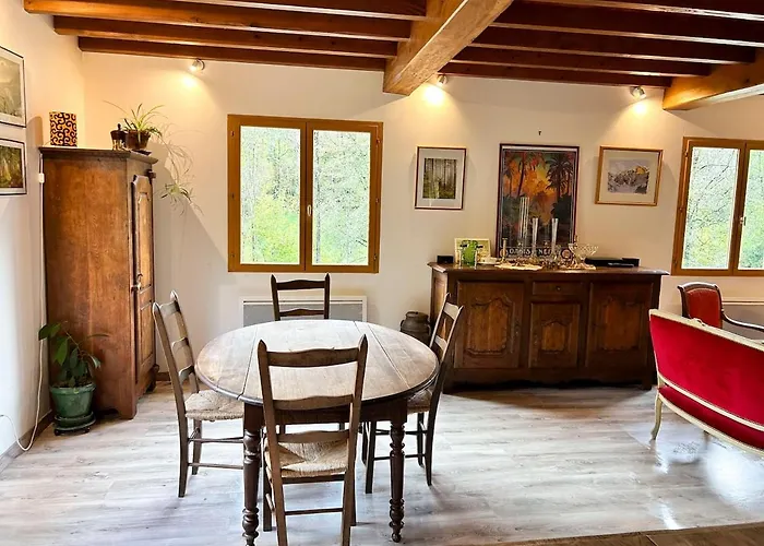 Grande Maison Dans La Nature Le Port