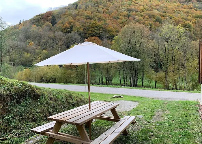 Grande Maison Dans La Nature Le Port